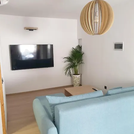 Apartment By The Sea - 21590